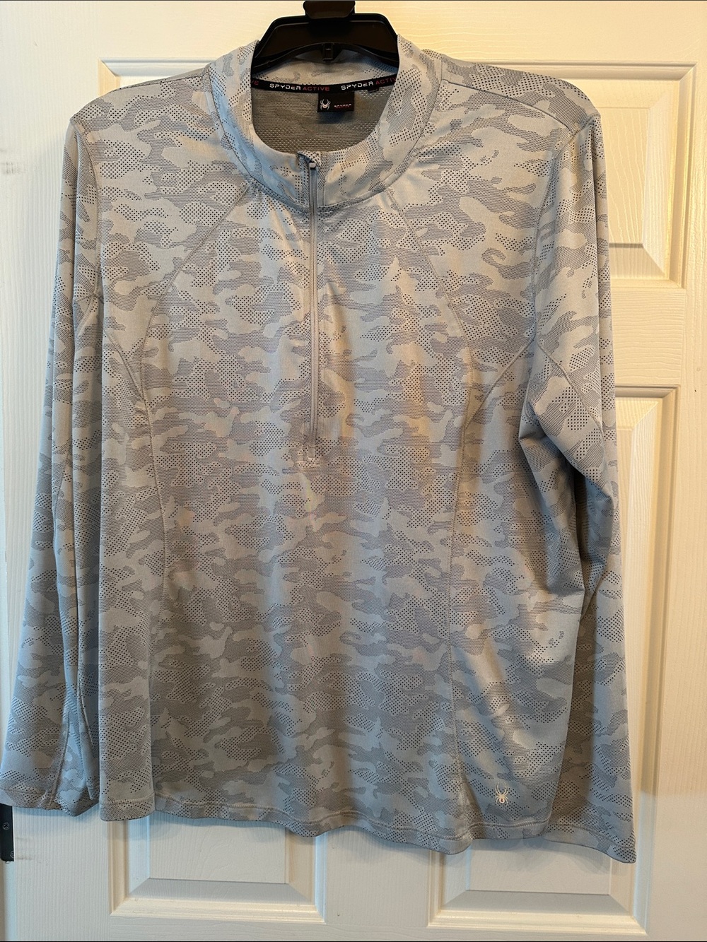 Spyder Mens or Women’s Light Gray Camo Long-Sleeve Quarter-Zip